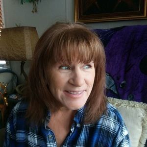 Meet your Posher, Debra